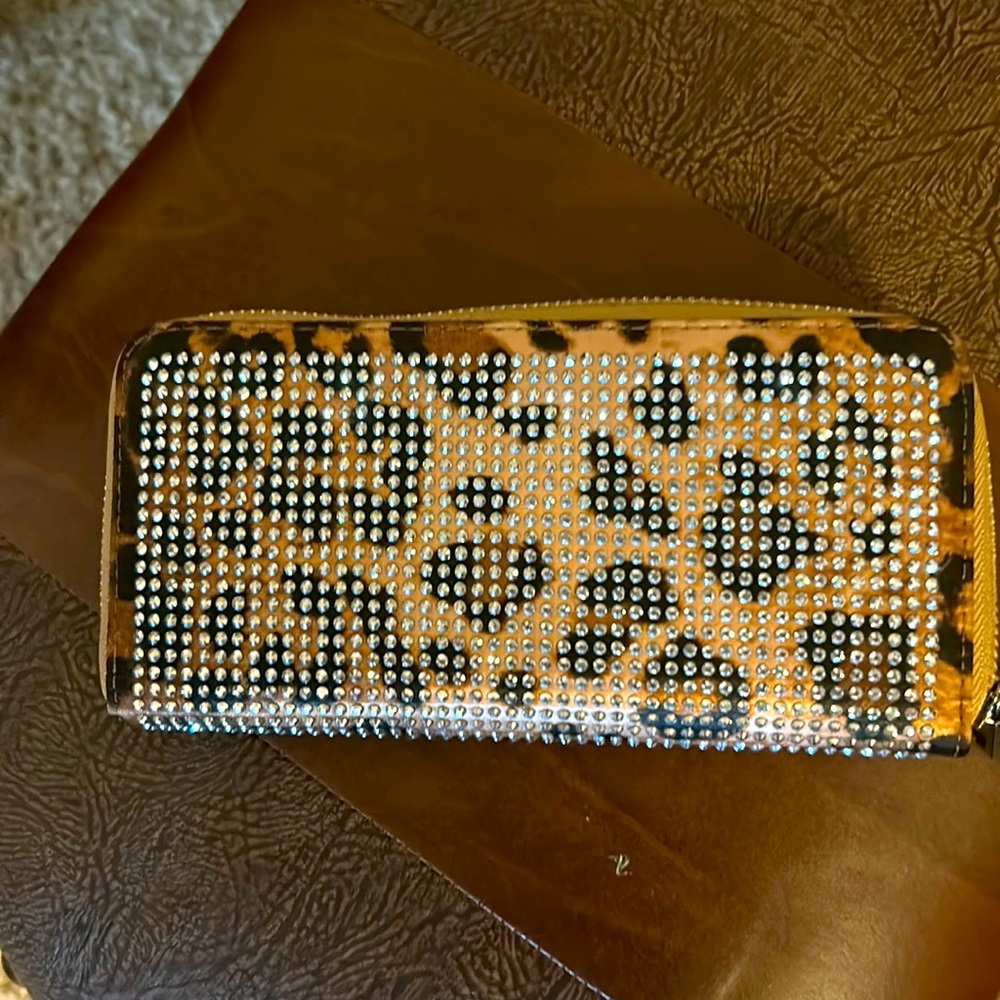 Bling wallet